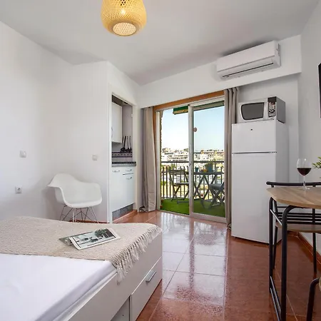Sunstay Loft Seaview